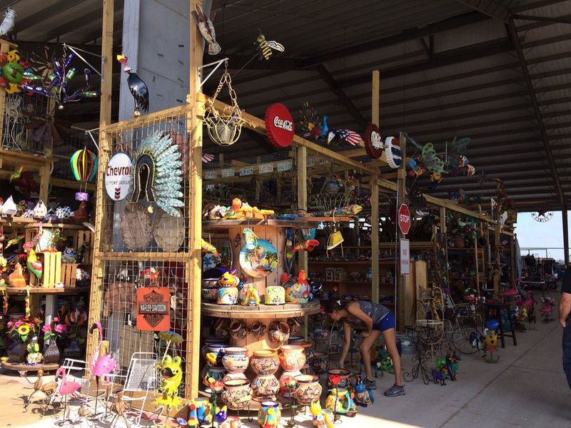 Traders Village (San Antonio)