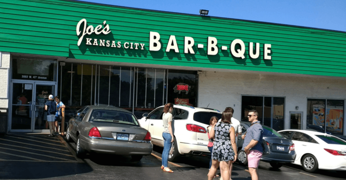 10 Hole-In-The-Wall BBQ Restaurants Across The US Worth A Visit