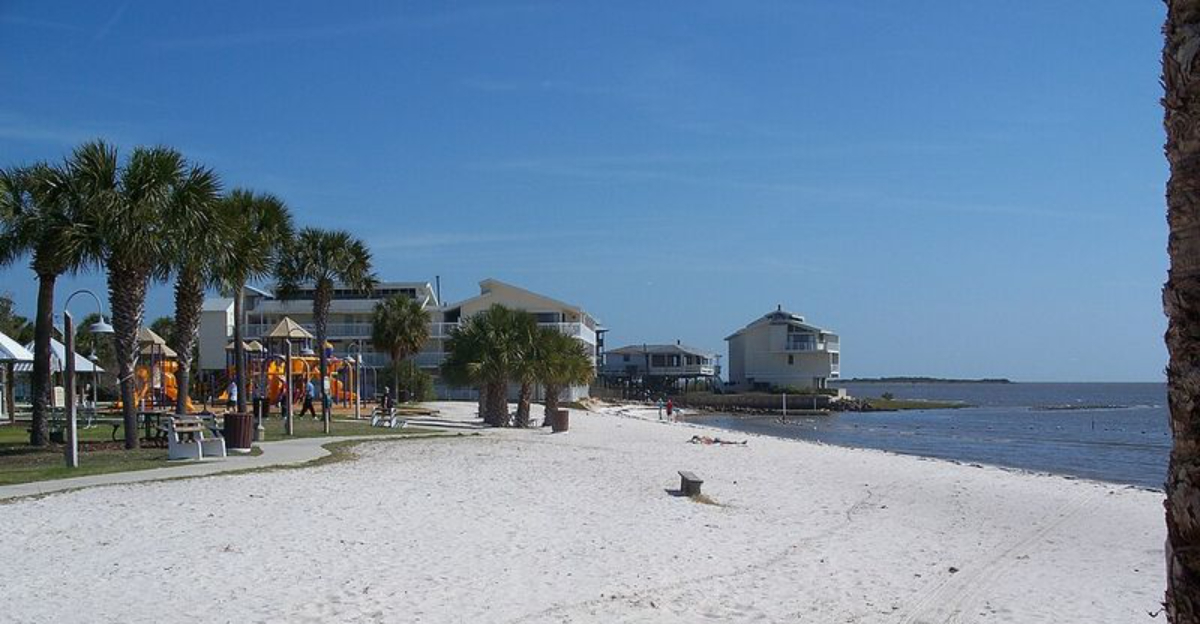 10 Lesser-Known U.S. Beach Towns Worth Considering