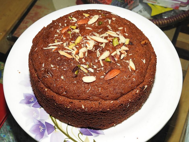 No-Bake Chocolate Biscuit Cake