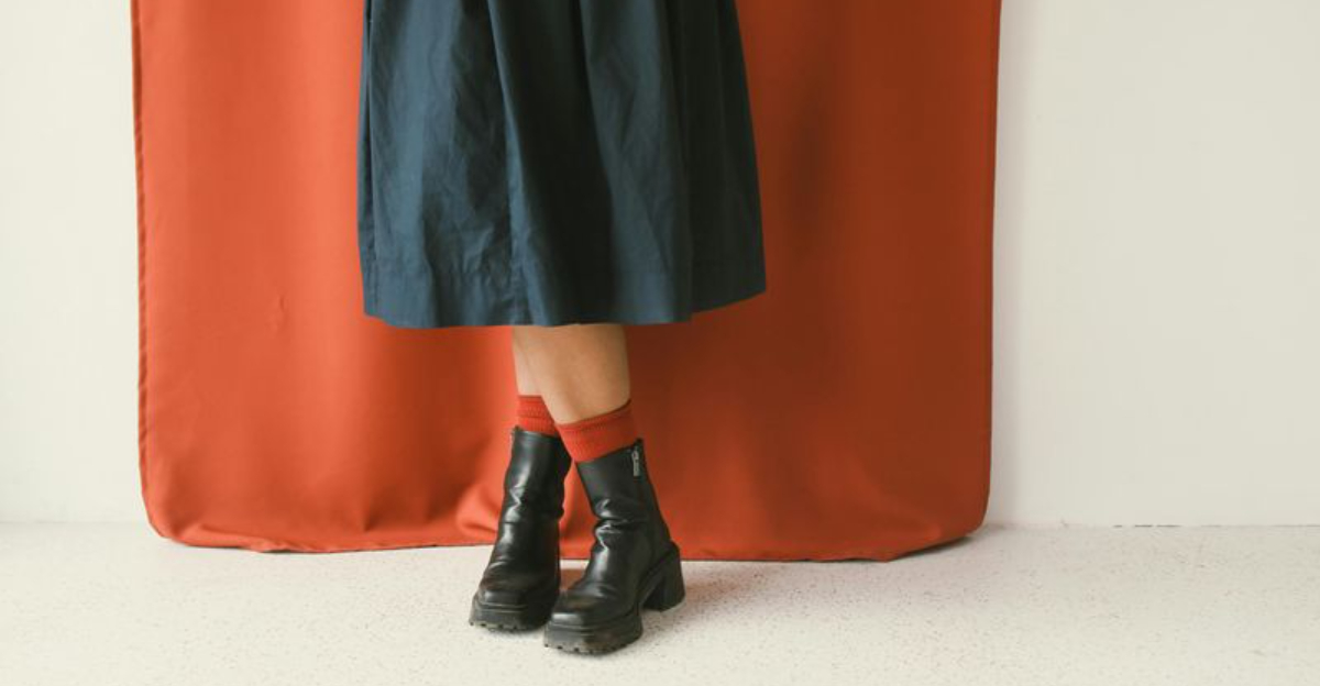 15 Groovy ’70s Looks Making A Stylish Comeback