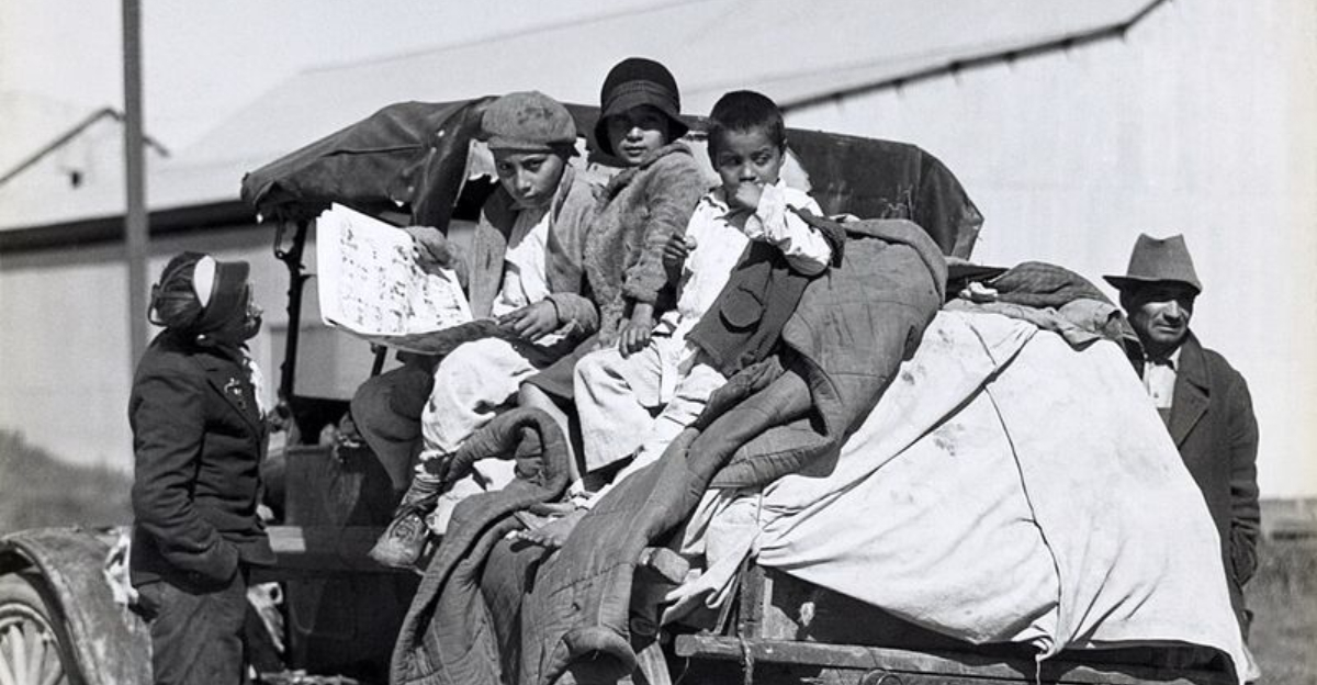 16 Great Depression Images That Reveal The Harsh Reality Of The Era