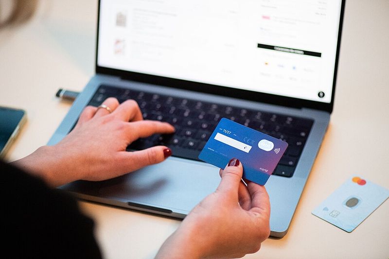 2010s: Online Shopping Influence