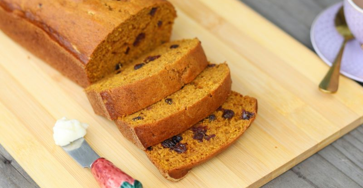 6 Easy Quick Breads That Disappear The Moment They Hit The Table