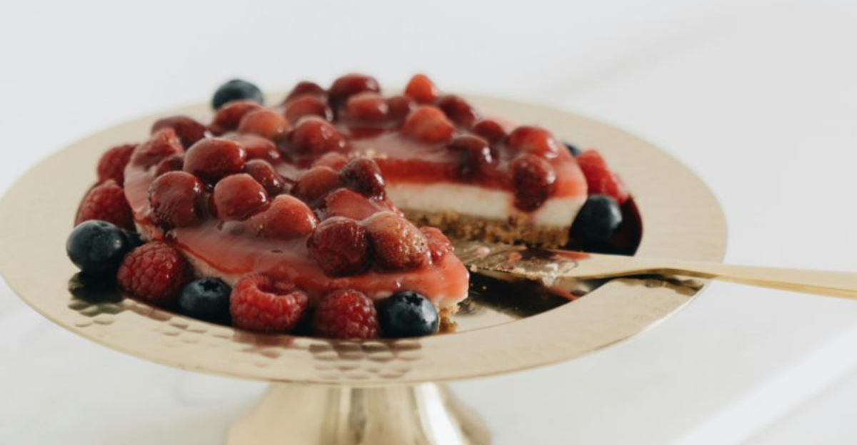 7 Secrets For Nailing The Cheesecake Factory Cheesecake At Home