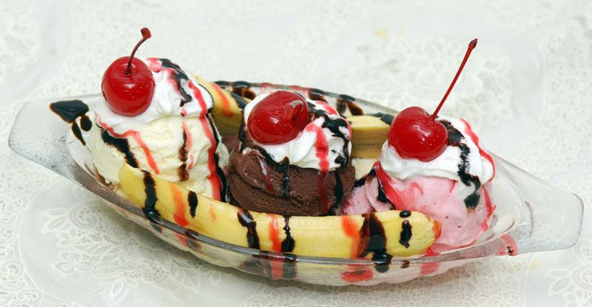 8 Desserts That Define 1950s American Palate