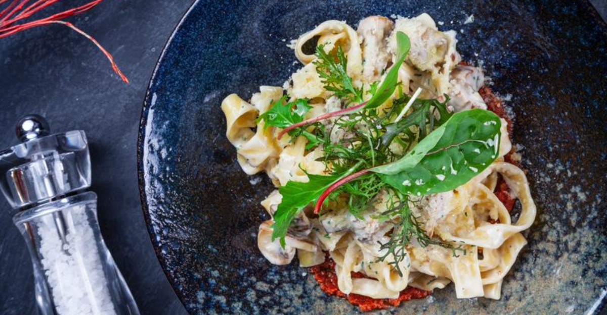 8 Vegetarian White Sauce Pastas You’ll Want To Cook Again And Again
