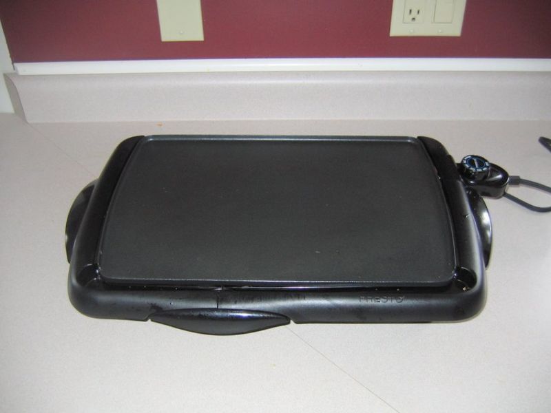 Use A Nonstick Or Lightly Greased Griddle
