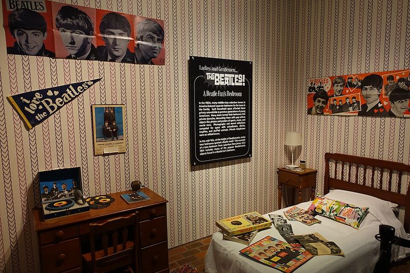 Teen Bedrooms Plastered With Band Posters