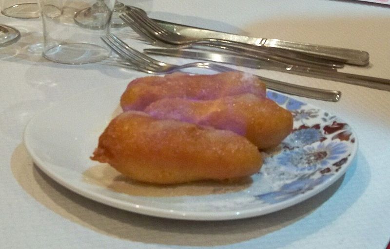 Banana Beignets