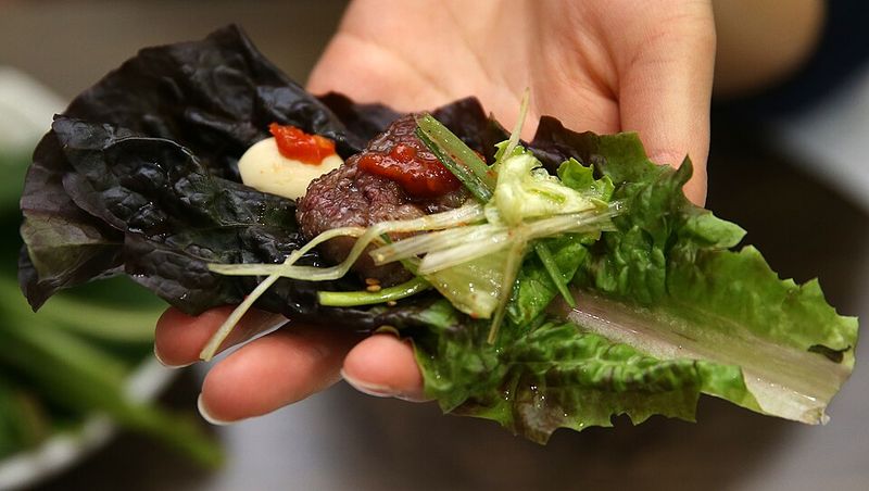 Mediterranean Beef Lettuce Wraps