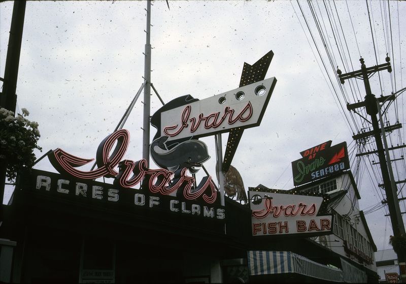 Ivar's Acres of Clams