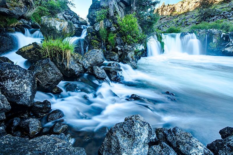 Whitewater Rafting the Yellowstone River