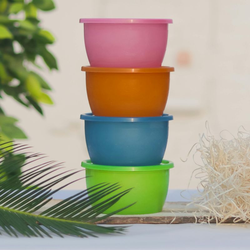 Old Plastic Tupperware From The 1970s