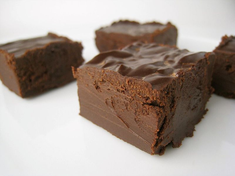 Homemade Fudge Squares