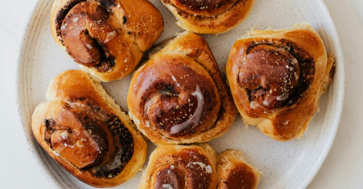 Clever Desserts That Use Pie Filling In Totally New Ways
