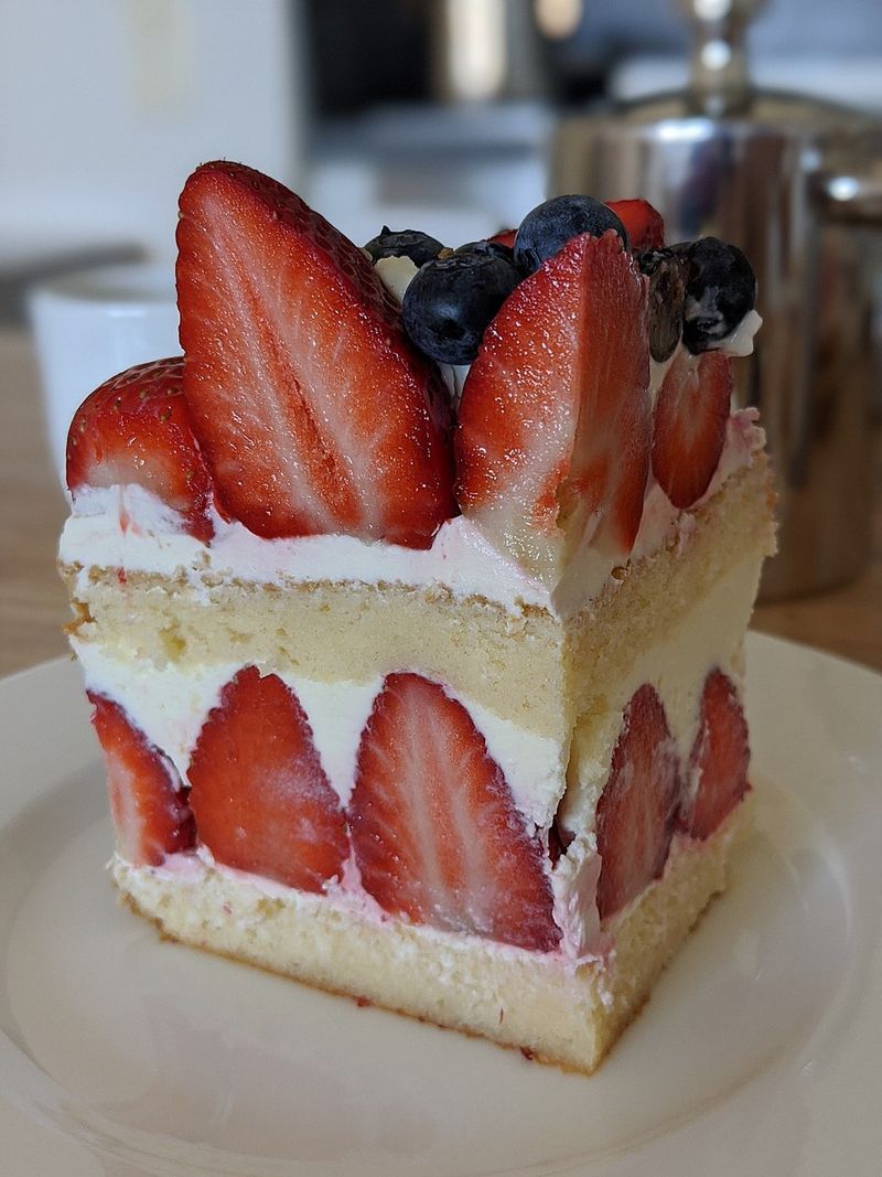Strawberry Shortcake Icebox Delight
