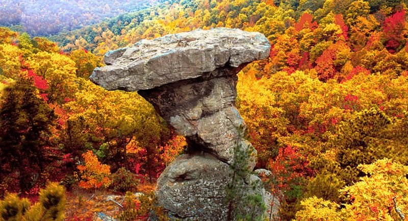 Pedestal Rocks Loop