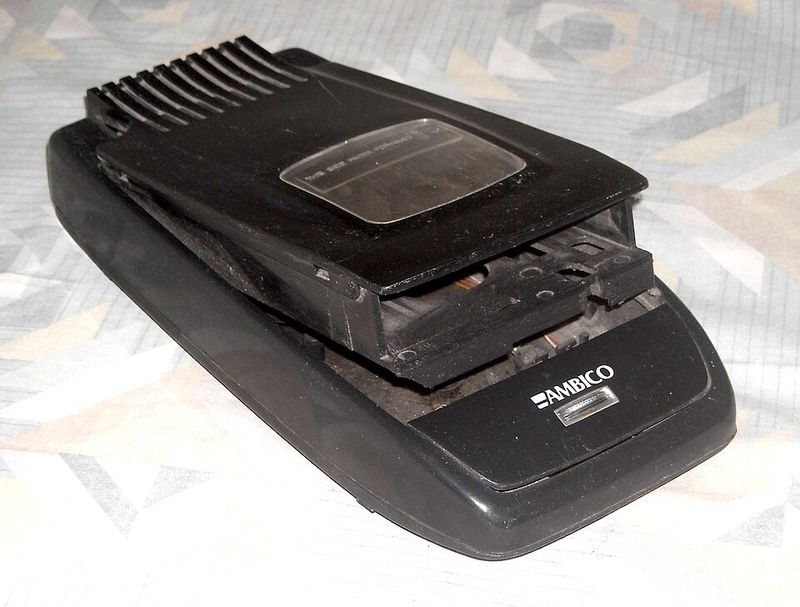 VHS Rewinders