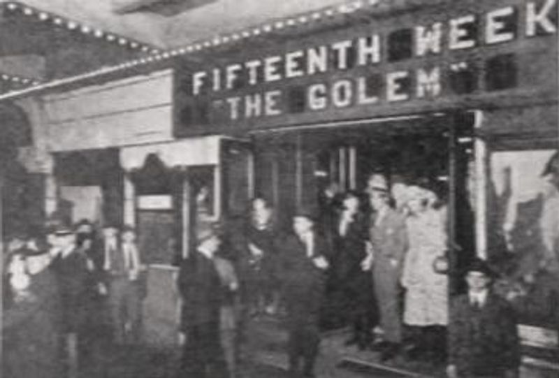 The Golem: How He Came Into The World (1920)