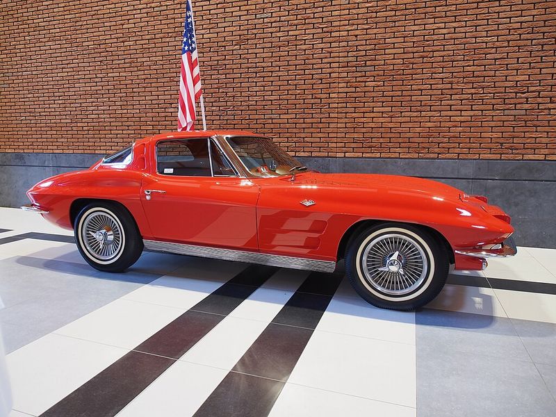 Chevrolet Corvette Sting Ray (1963, Split-Window)