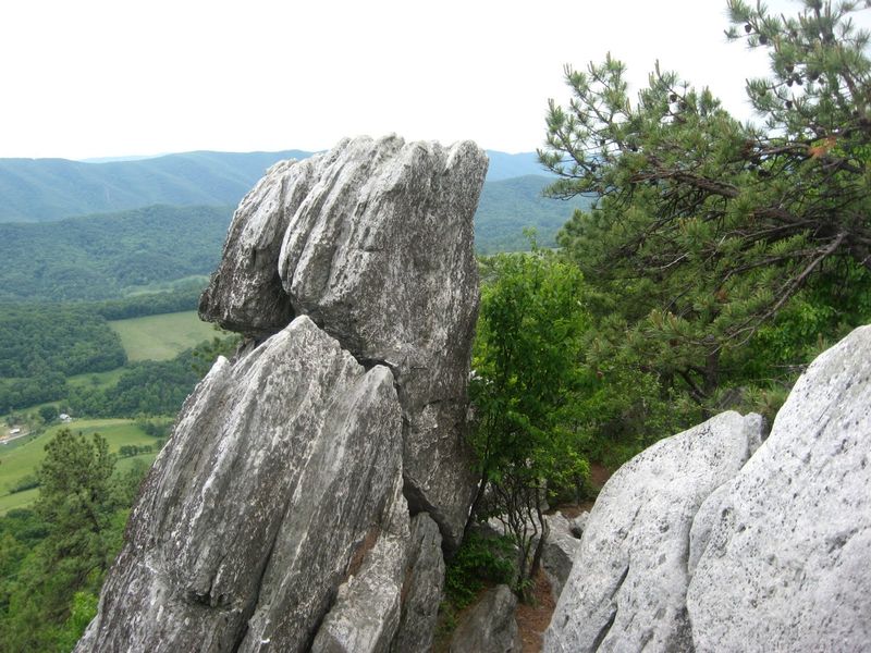 Dragon's Tooth, Virginia
