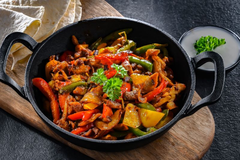 Cheesy Chicken Fajita Skillet