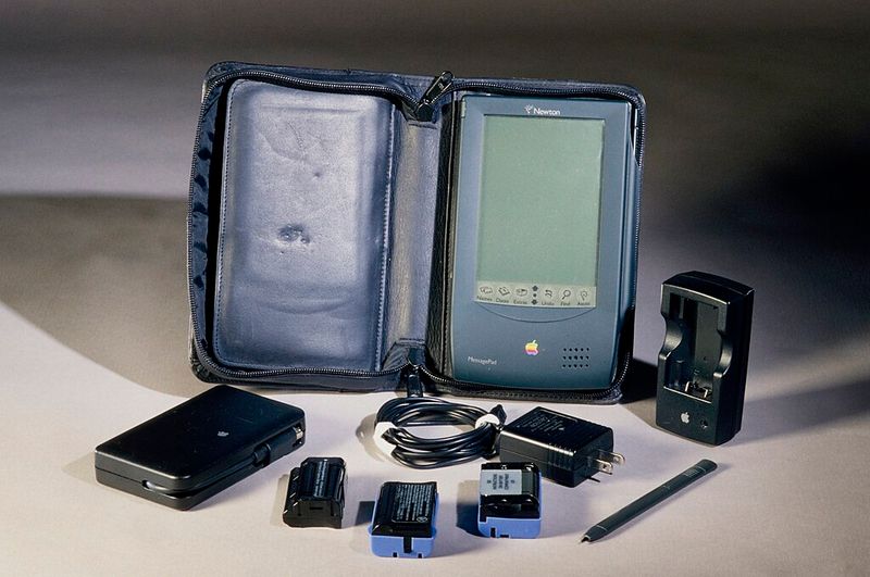 Apple Newton (1993–98)