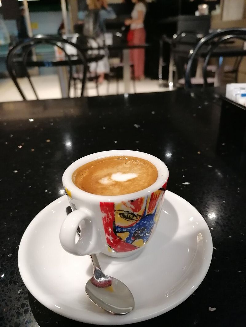 Order Coffee Like A Local, Preferably Al Banco