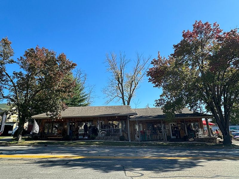 Fifteen Shops Under One Roof