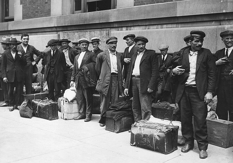 Immigrant Families At Ellis Island