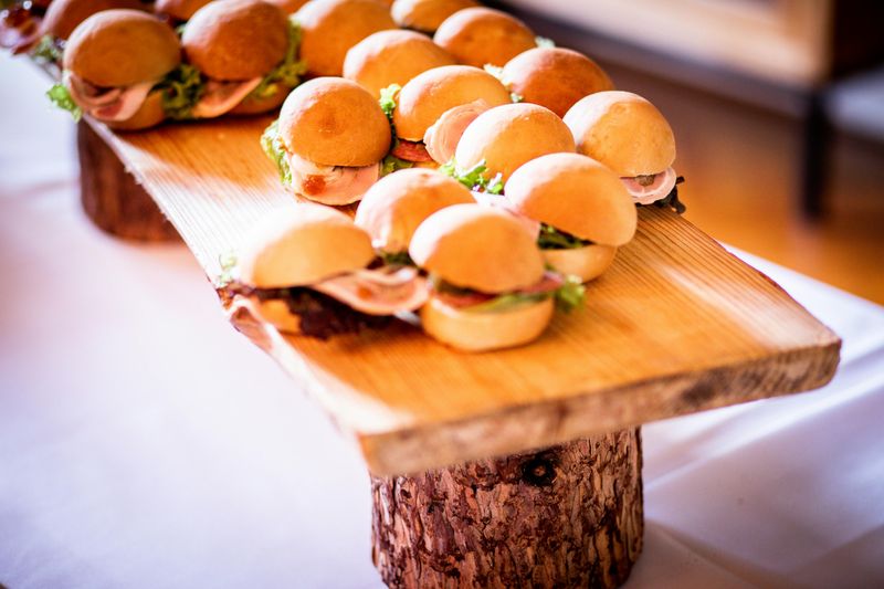 Sliders (Mini Burgers)