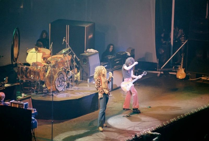 Led Zeppelin - Stairway to Heaven (1971)