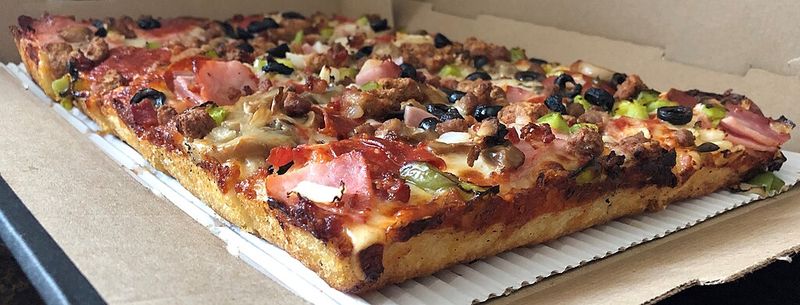 Detroit: Detroit-Style Pizza Innovation