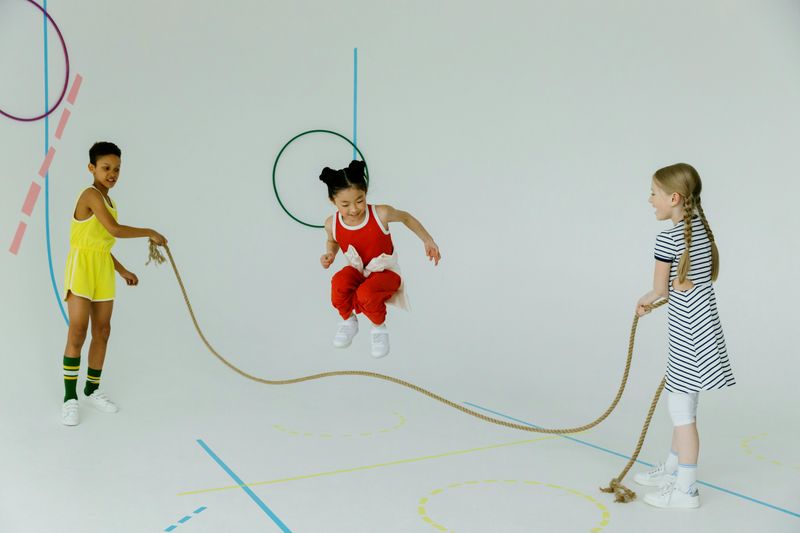Double-Dutch Jump Ropes Have A Rotation Order