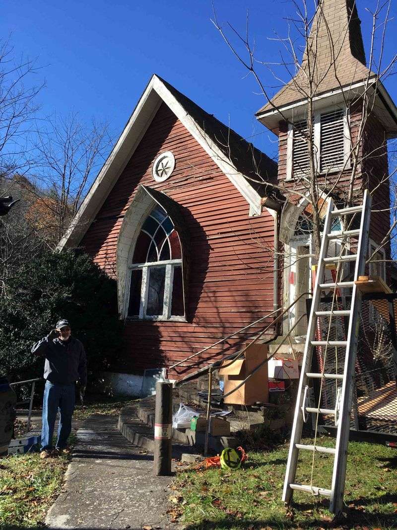 Architecture: Gothic Revival In The Mountains