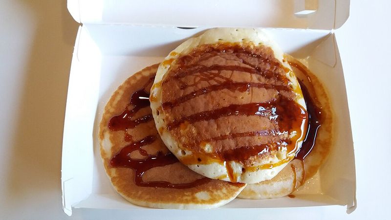 American Pancakes With Maple Syrup