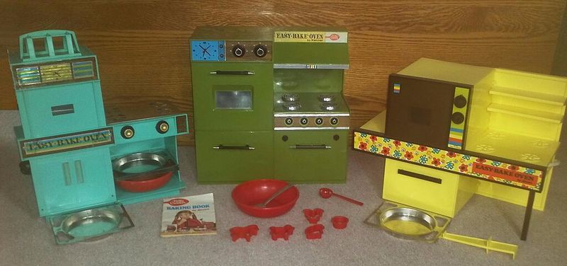 Easy-Bake Oven (Older Models)