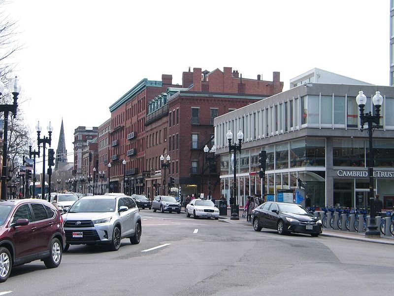 Massachusetts Avenue – Cambridge, Massachusetts