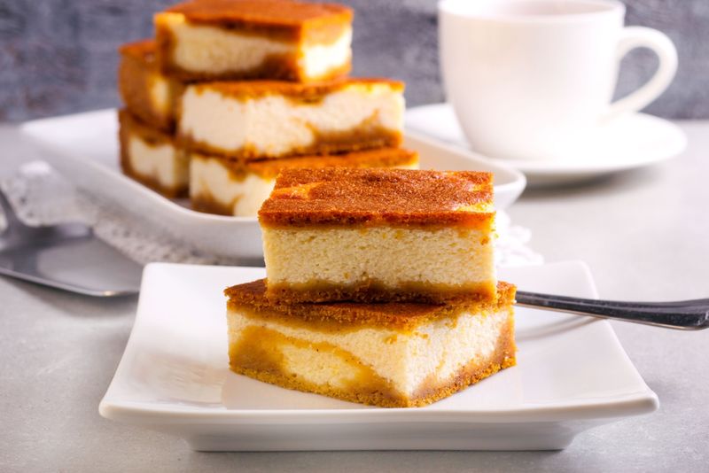 Pumpkin Cheesecake Bars