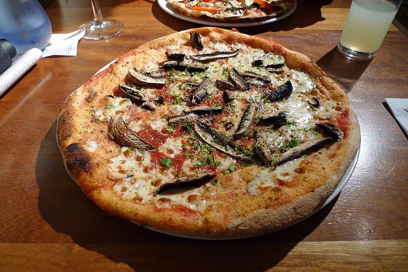 Funghi Pizza
