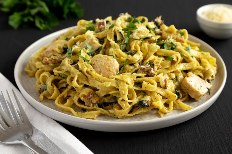 Creamy Pesto Alfredo Pasta
