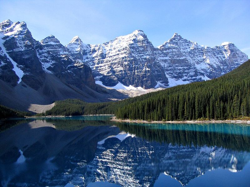 Moraine Lake, Banff NP, Canada