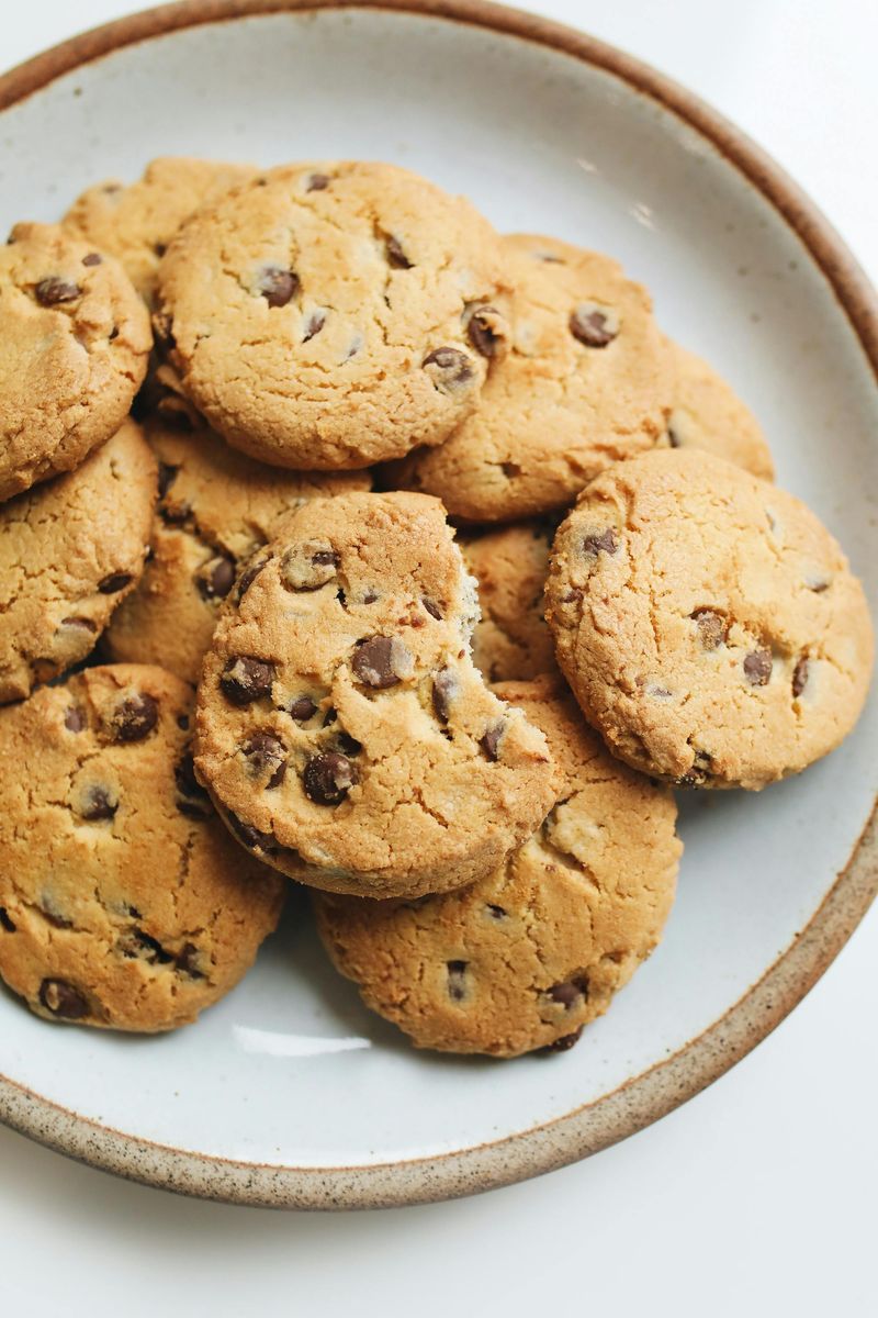 Flourless Peanut Butter Chocolate Chip Cookies