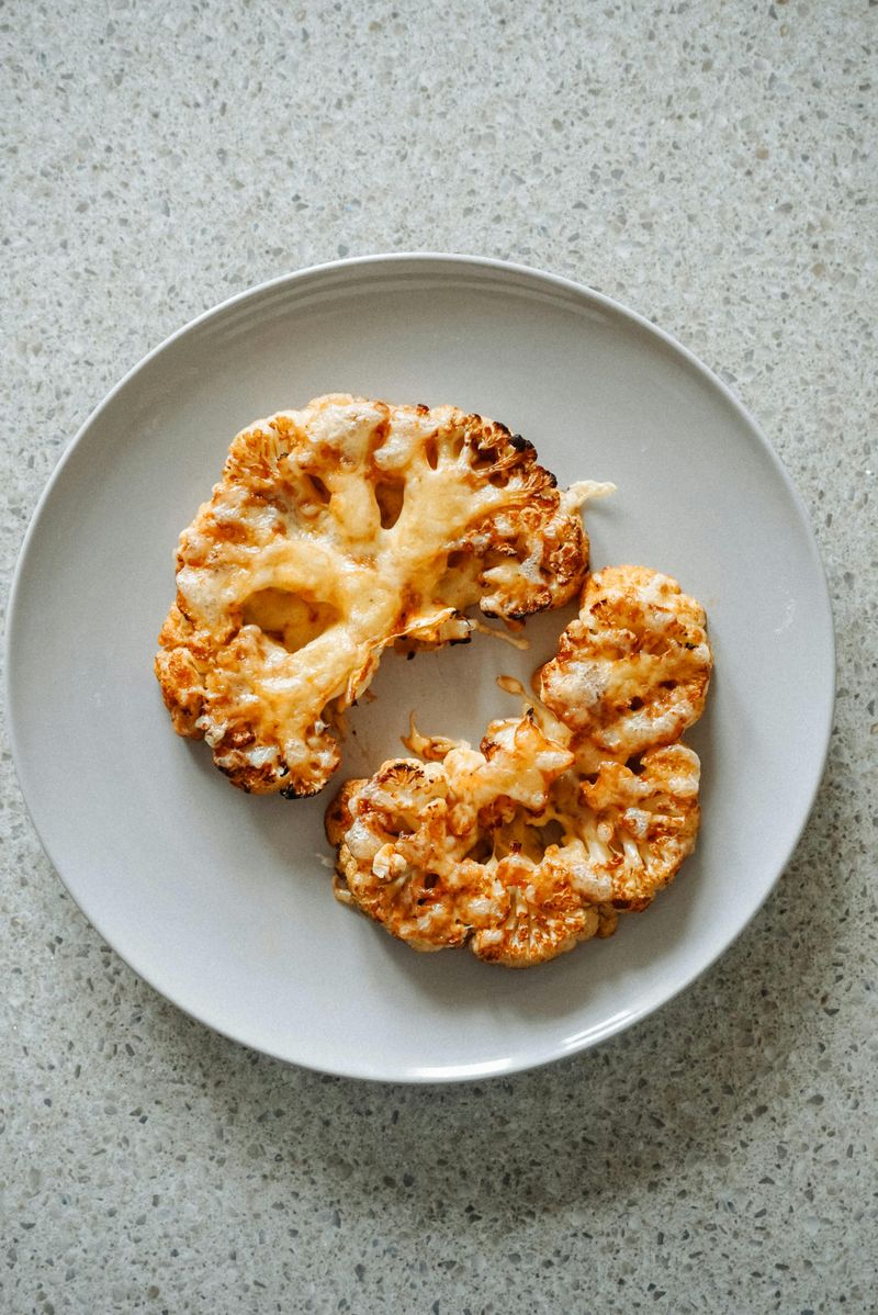Cheesy Cauliflower Bites