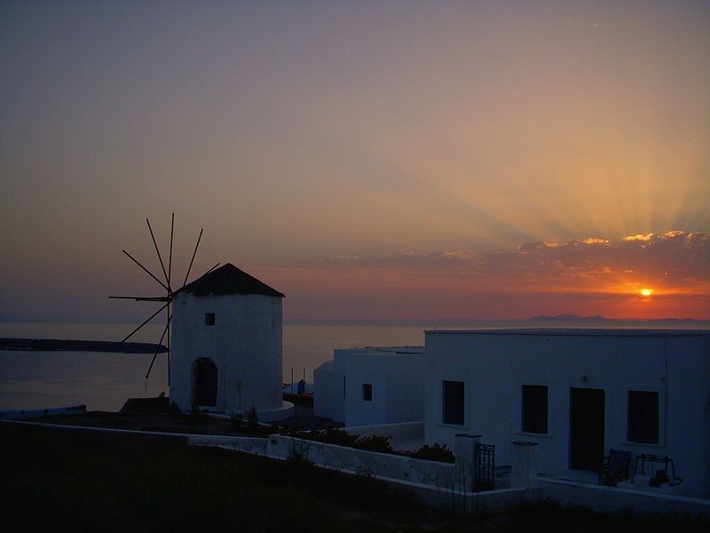 Oia, Santorini, Greece