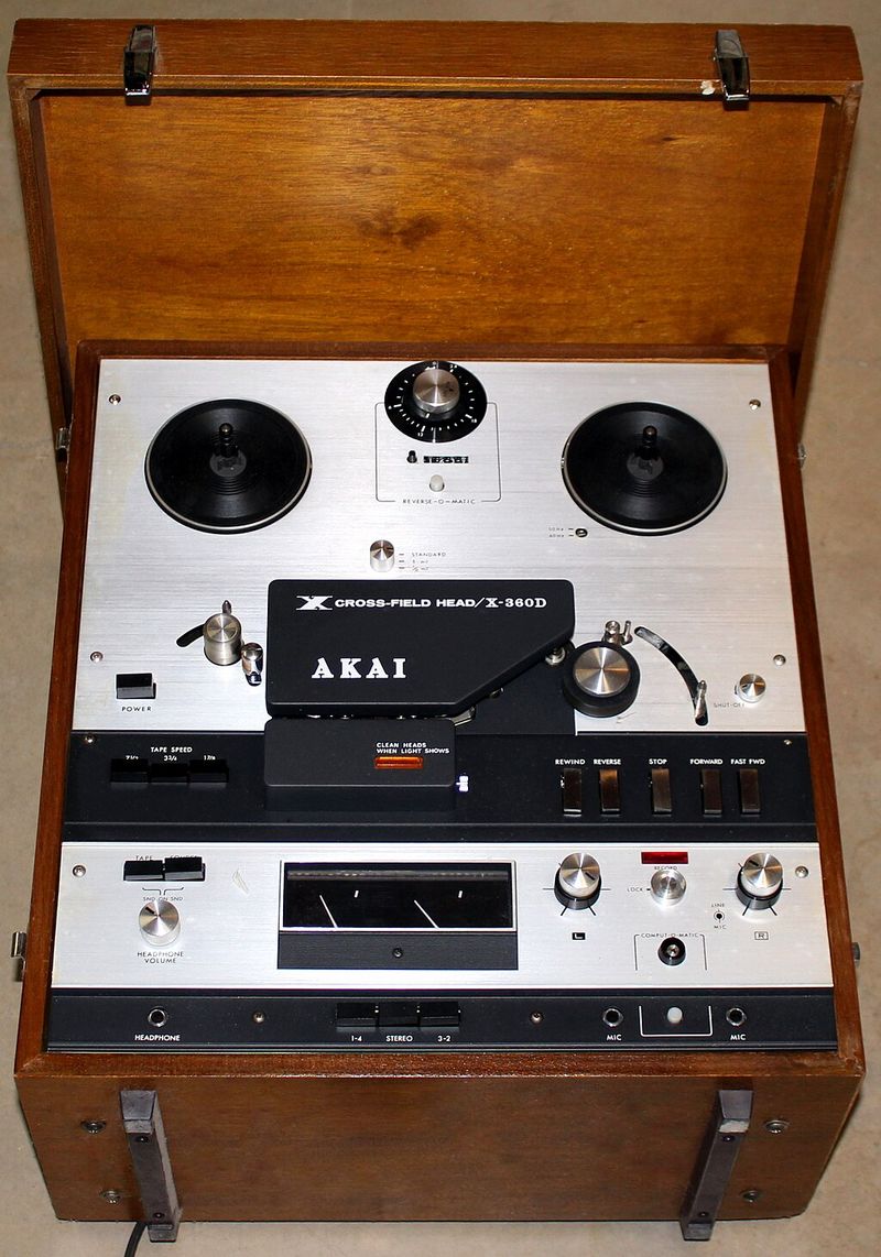 Reel-To-Reel Tape Recorder