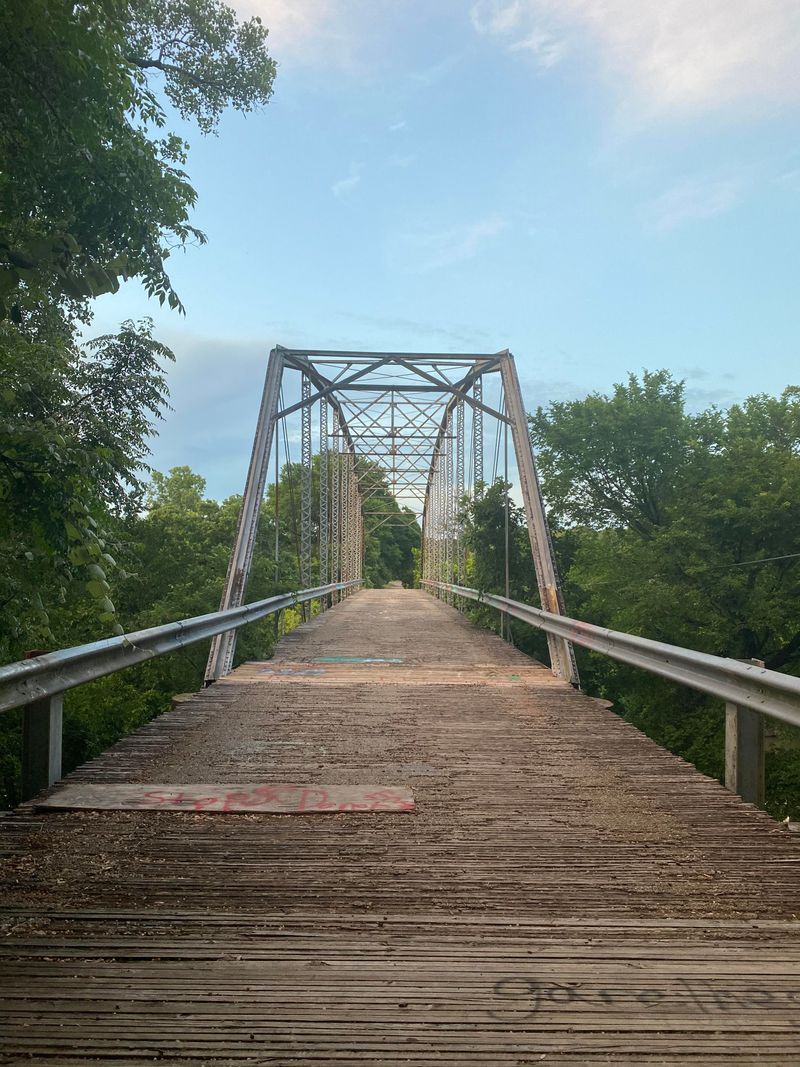 Maxdale Bridge and Cemetery in Maxdale