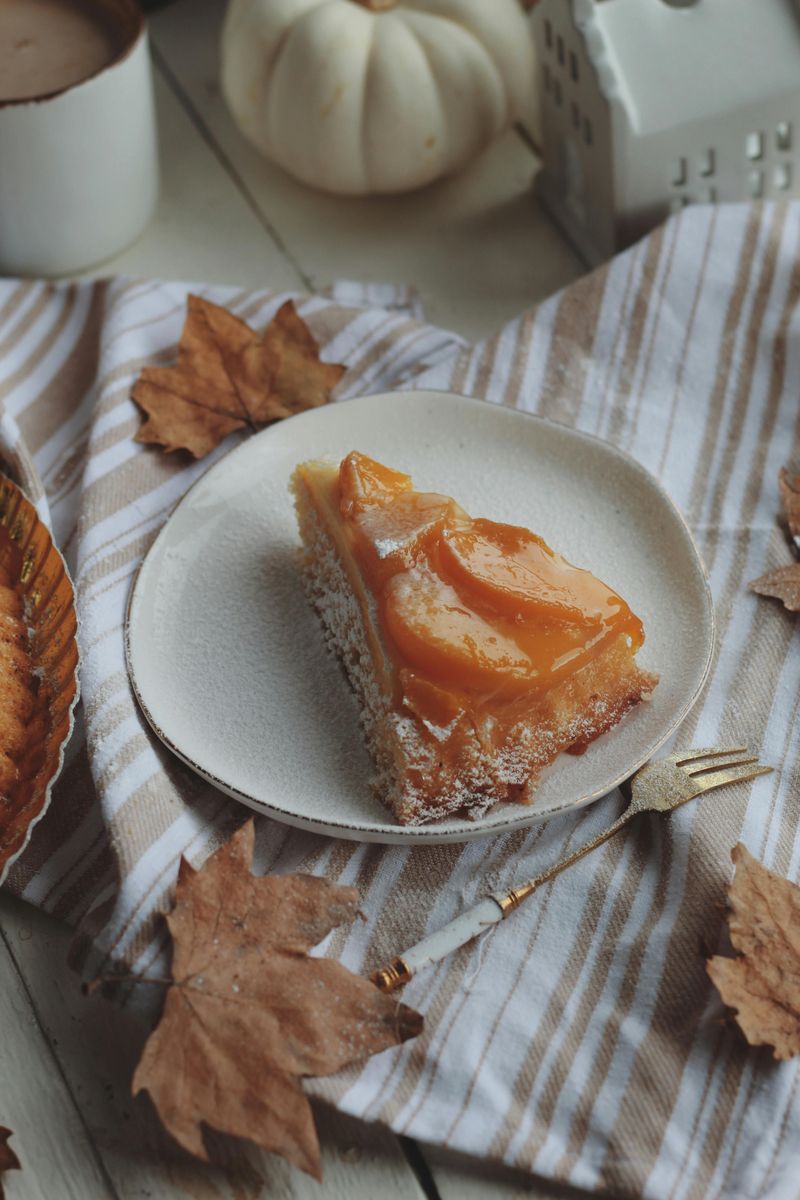 Caramel Pecan Dump Cake