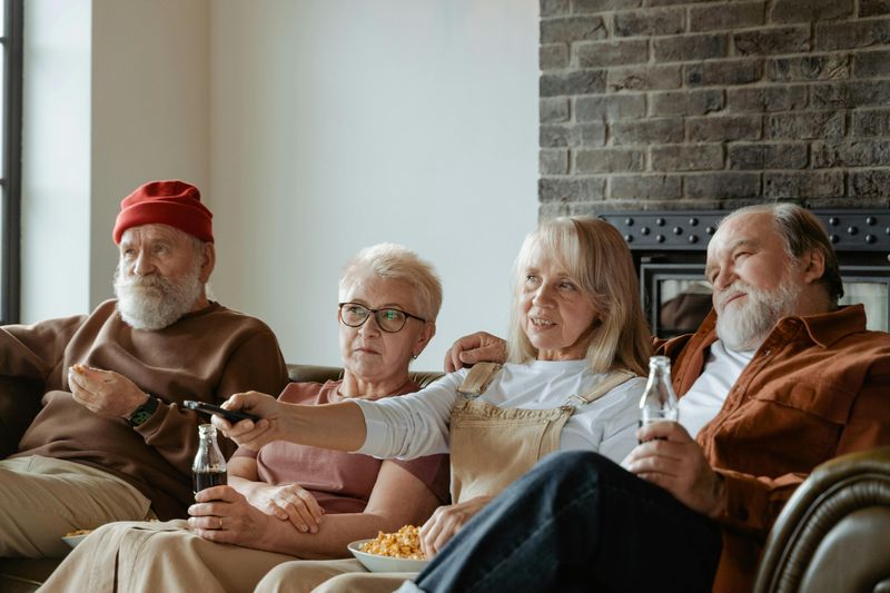 Waiting Through Commercials Without Skipping